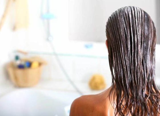 Yıpranmış ve Kuru Saçları Onarmak İçin 8 Yöntem