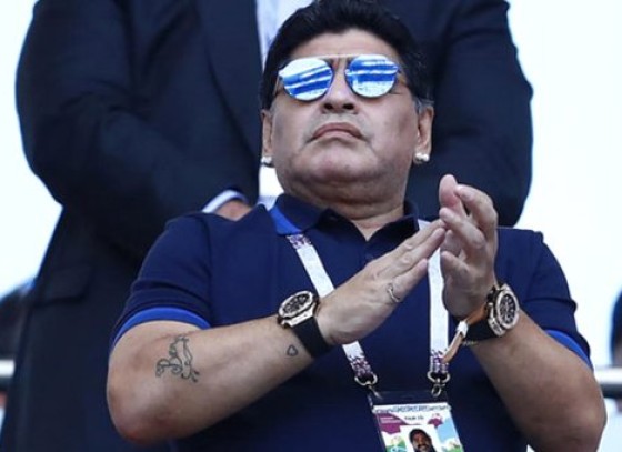 Maradona Yine Yaptı Yapacağını!